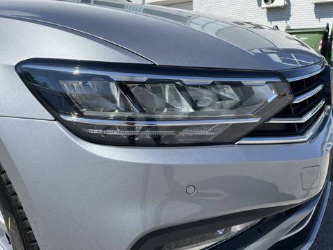 2021 Volkswagen Passat Variant — sličica 13