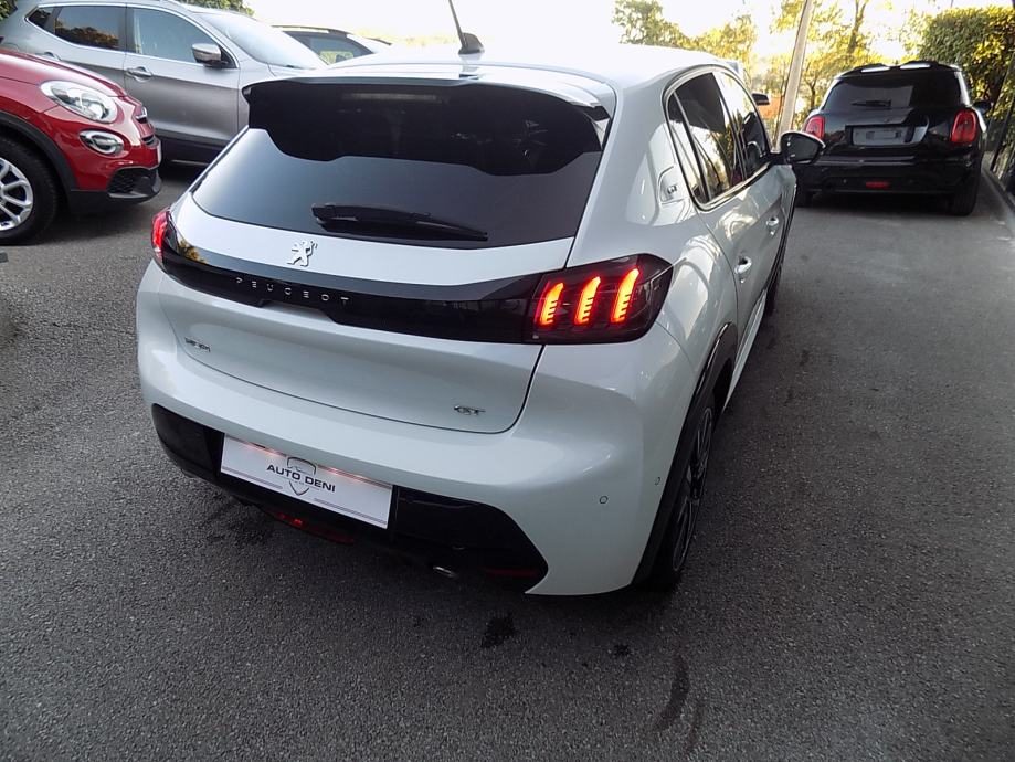 2022 Peugeot 208 — fotografija 5