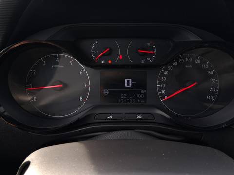 2020 Opel Crossland X — sličica 11