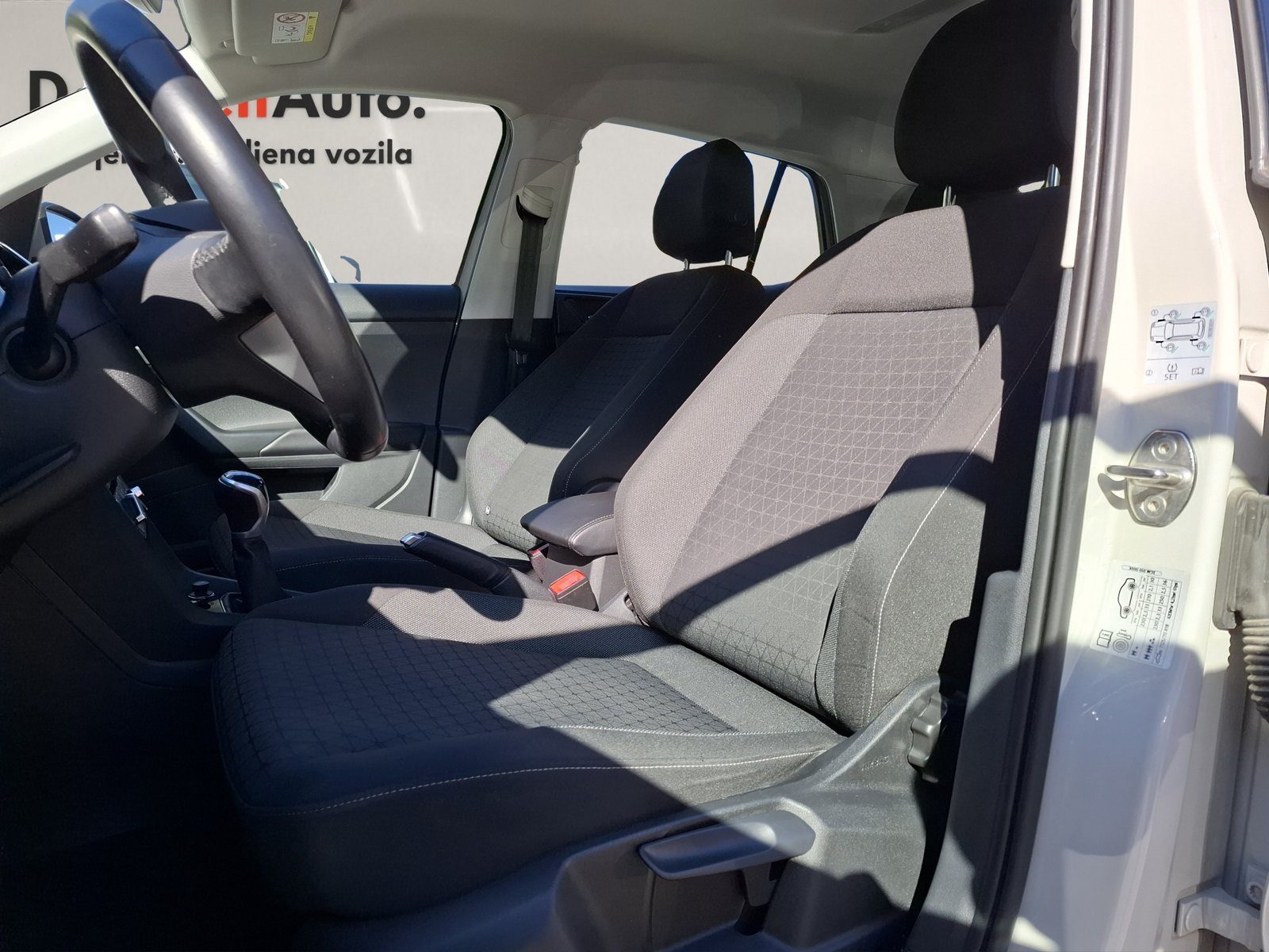 2023 Volkswagen T-Cross — fotografija 11