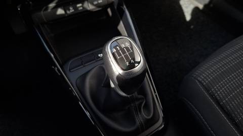 2020 Kia Stonic — sličica 13