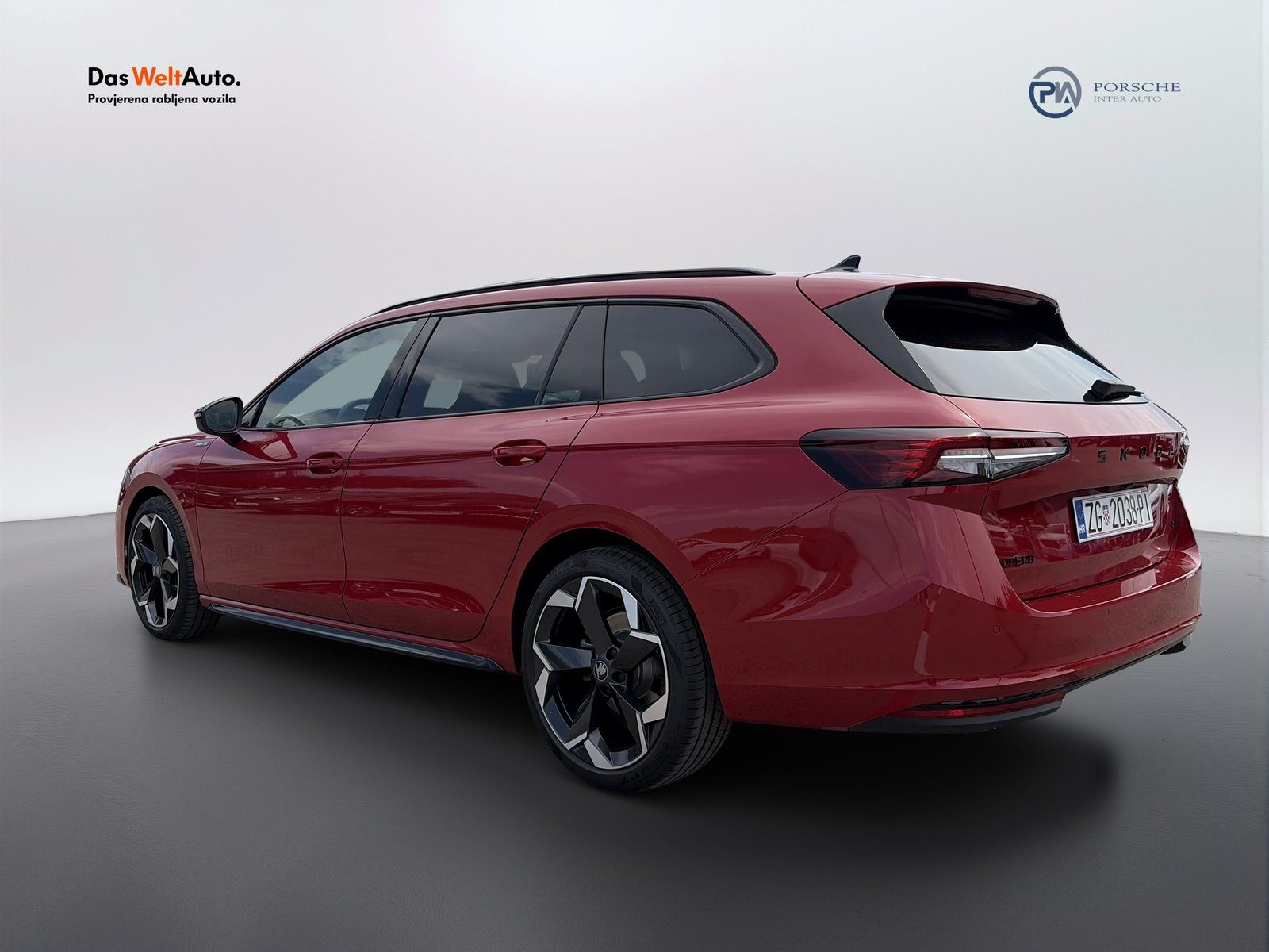 2026 Škoda Superb Combi Sportline — fotografija 7