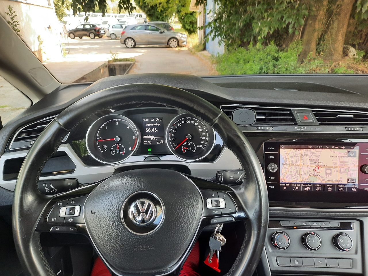 2019 Volkswagen Touran — fotografija 12