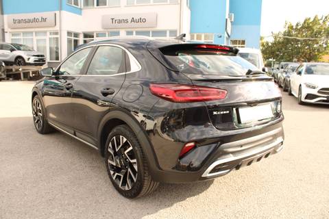 2023 Kia Xcee'd — sličica 7