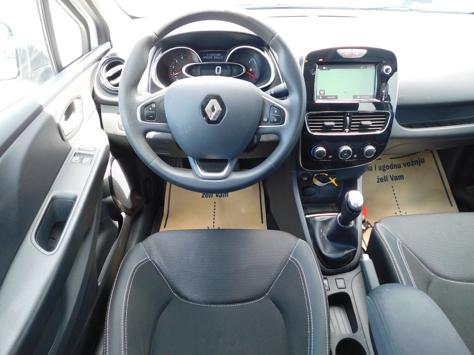 2018 Renault Clio — fotografija 9