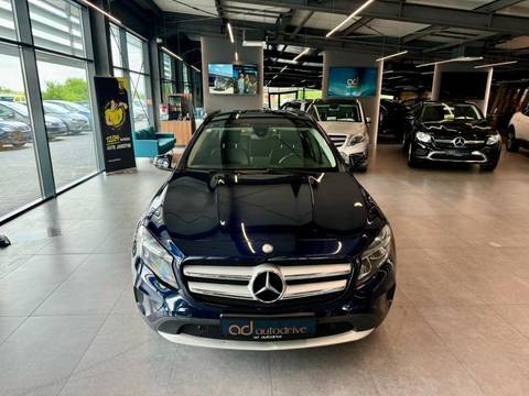 2017 Mercedes-Benz GLA — sličica 12