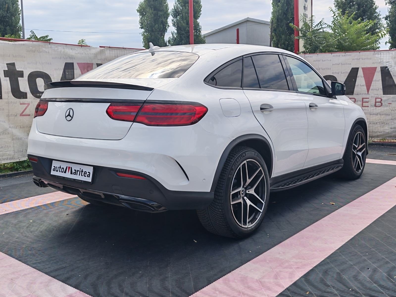 2016 Mercedes-Benz GLE — fotografija 17