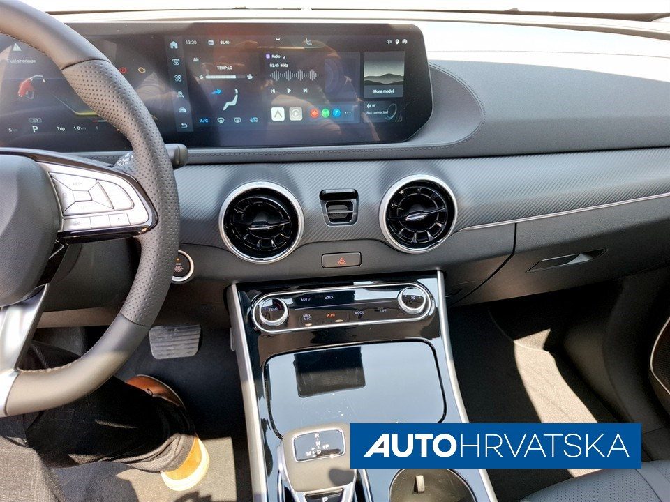 2025 Forthing T5 evo — fotografija 10