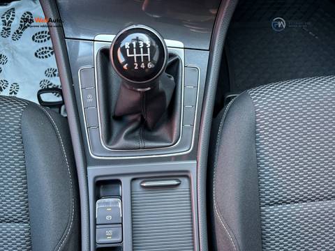 2018 Volkswagen Golf — sličica 19
