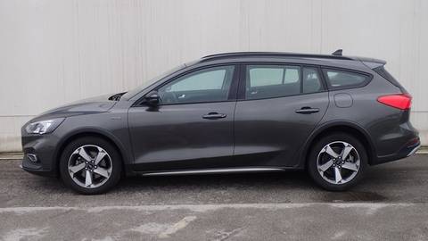 2020 Ford Focus — sličica 2