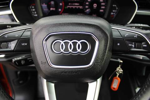 2019 Audi Q3 — sličica 15