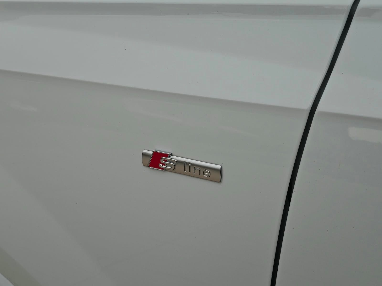 2017 Audi Q7 — fotografija 11