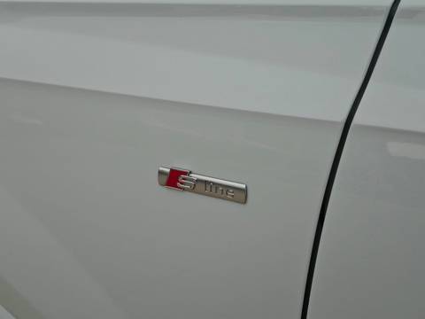 2017 Audi Q7 — sličica 11