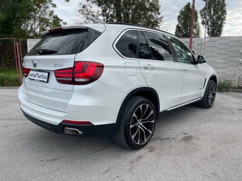 2017 BMW X5 — sličica 16