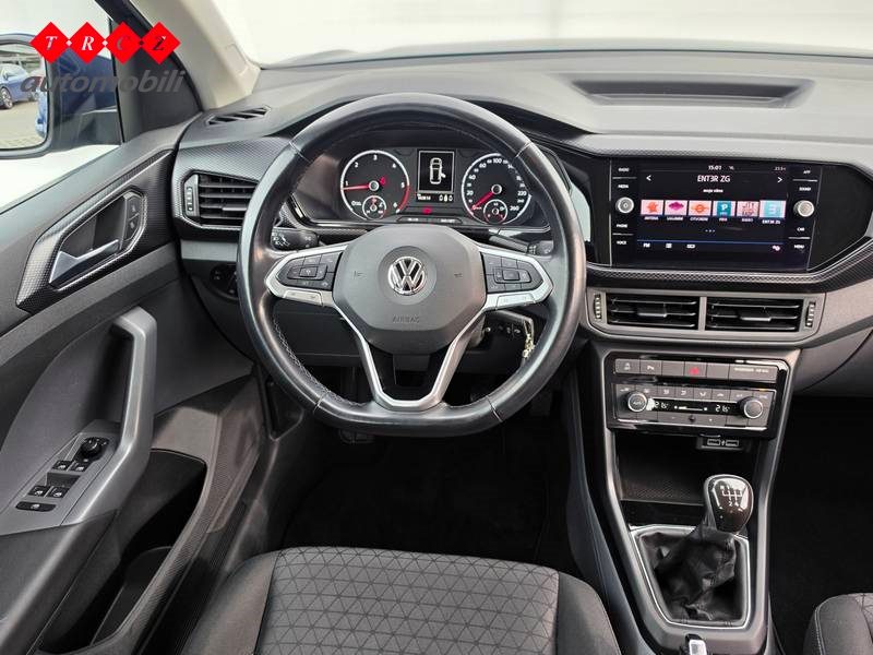 2019 Volkswagen T-Cross — fotografija 9