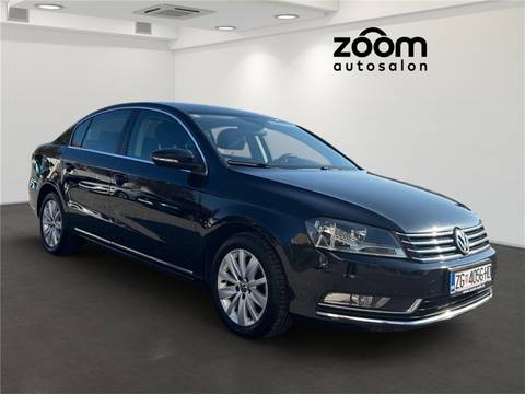 2011 Volkswagen Passat — sličica 2