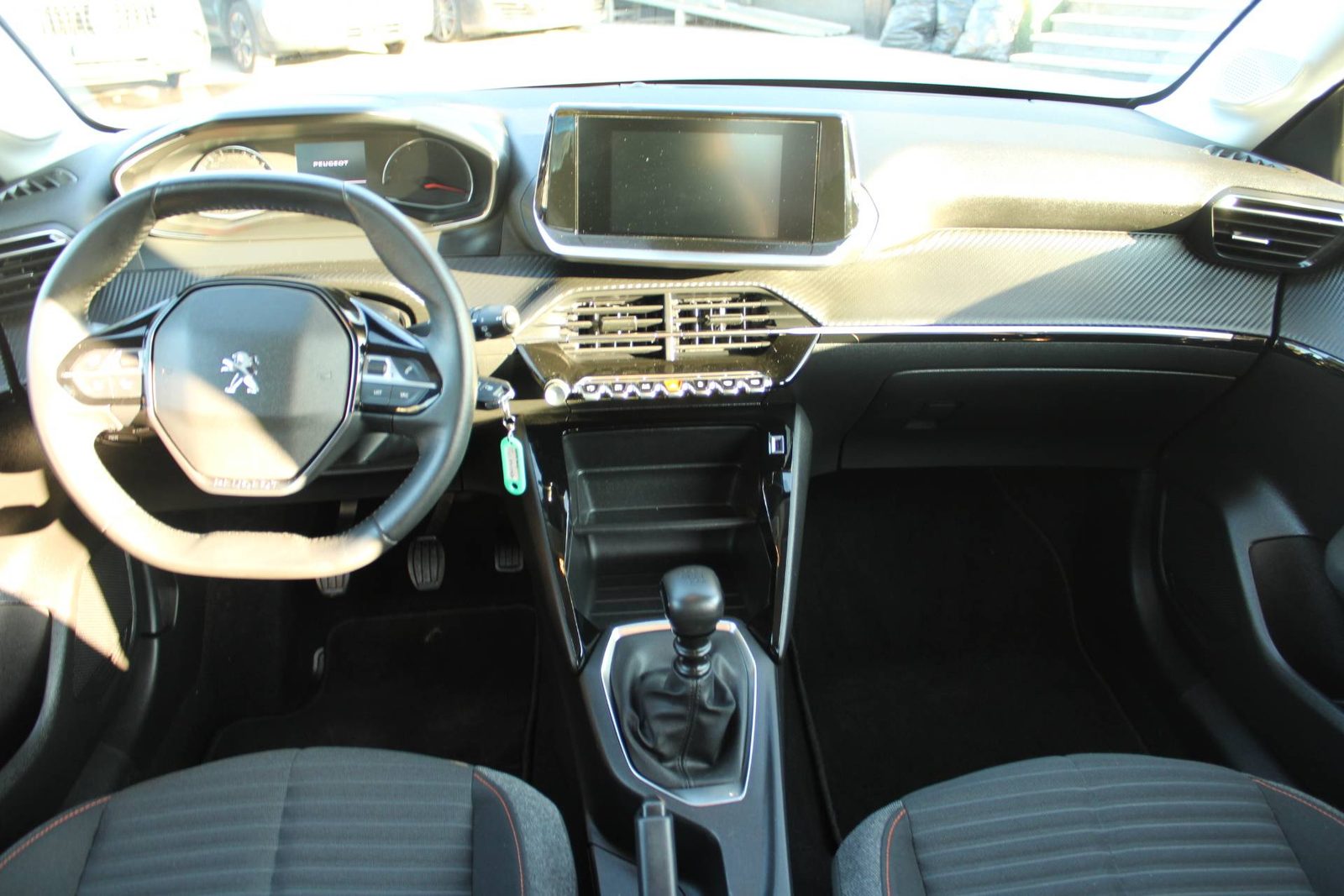 2022 Peugeot 208 — fotografija 12
