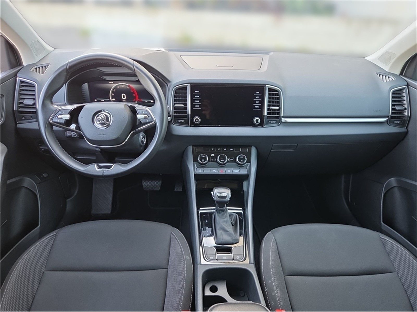 2023 Škoda Karoq — fotografija 10