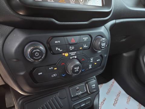 2022 Jeep Renegade — sličica 15