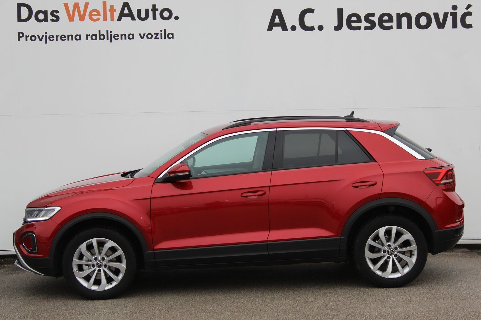 2025 Volkswagen T-Roc — fotografija 6