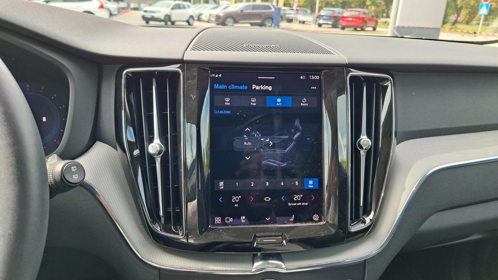 2023 Volvo XC60 — fotografija 15
