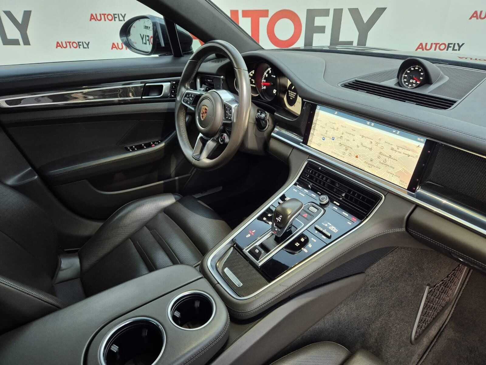 2017 Porsche Panamera — fotografija 19