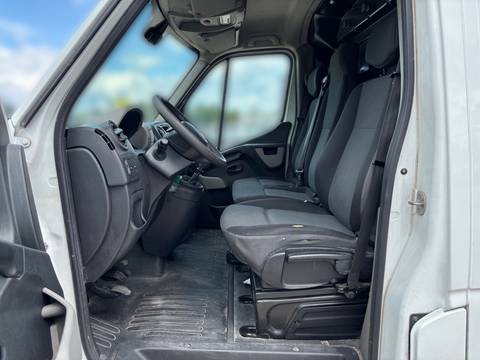 2016 Renault Master — sličica 10