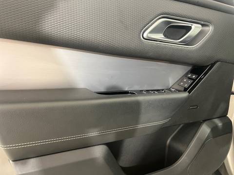 2021 Land Rover Range Rover Velar — sličica 14