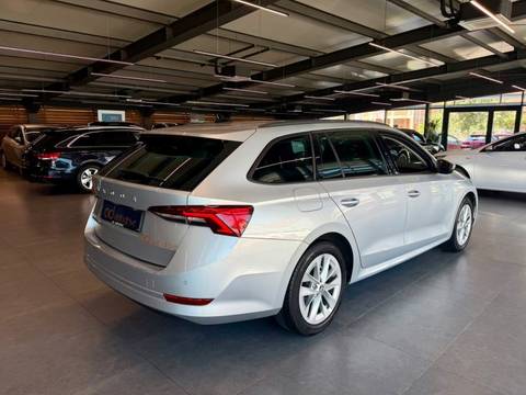 2022 Škoda Octavia Combi — sličica 8