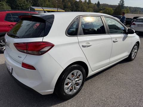 2018 Hyundai i30 — sličica 2