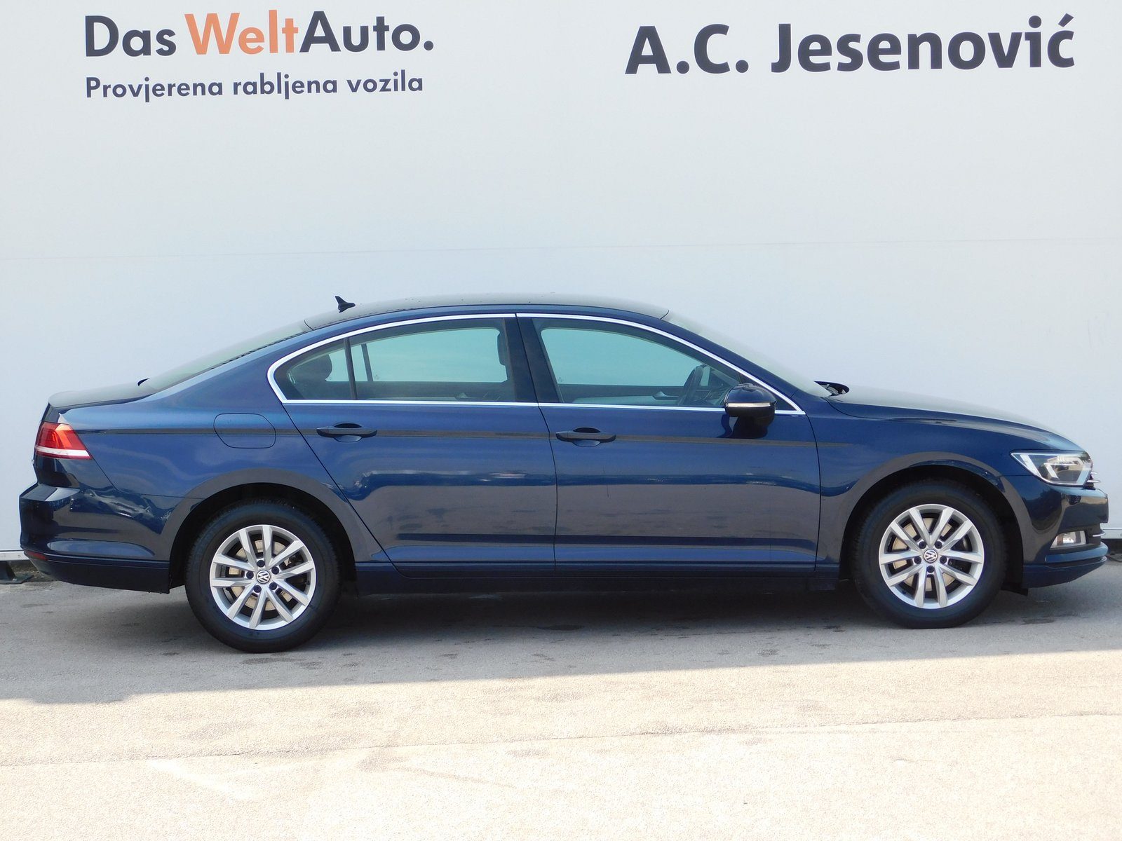 2016 Volkswagen Passat — fotografija 4
