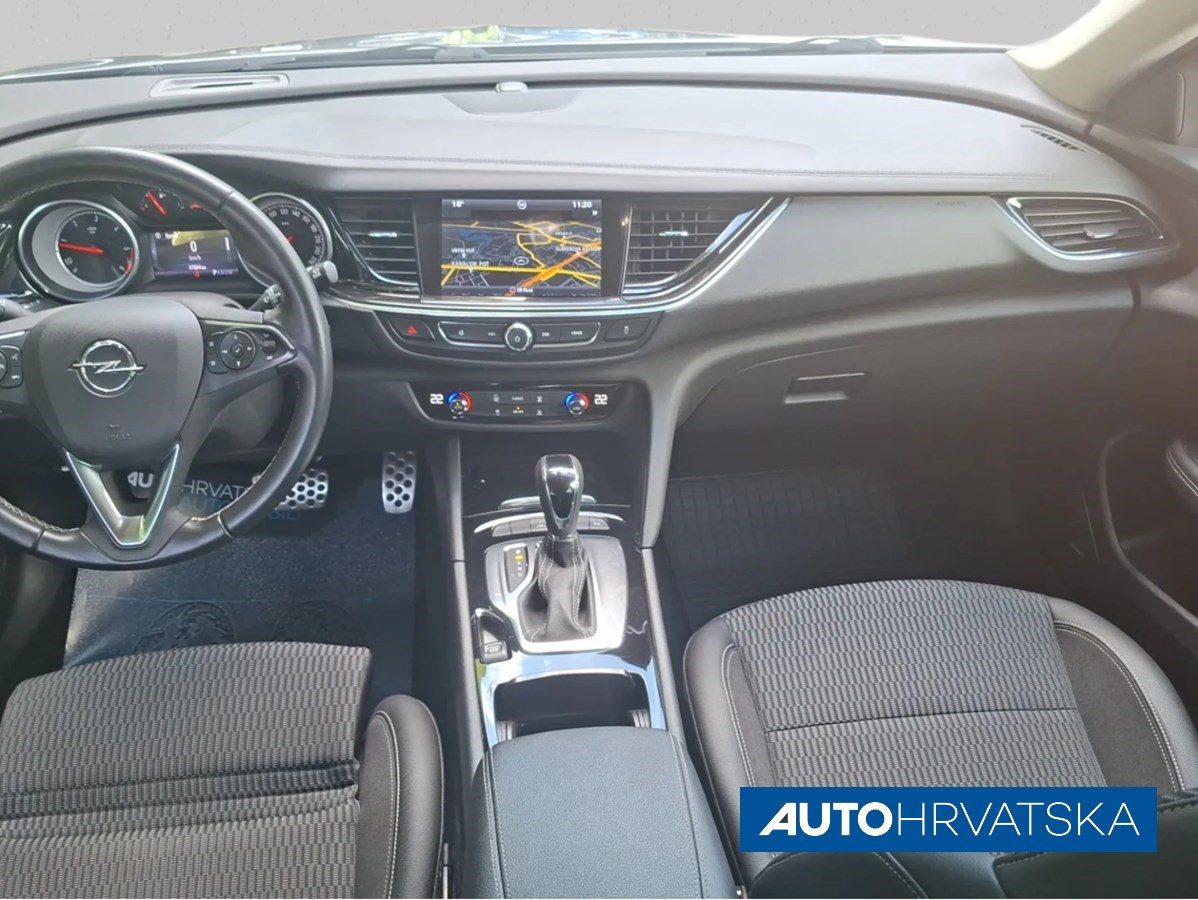 2017 Opel Insignia karavan — fotografija 14