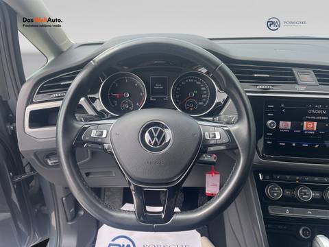 2022 Volkswagen Touran R-Line — sličica 13
