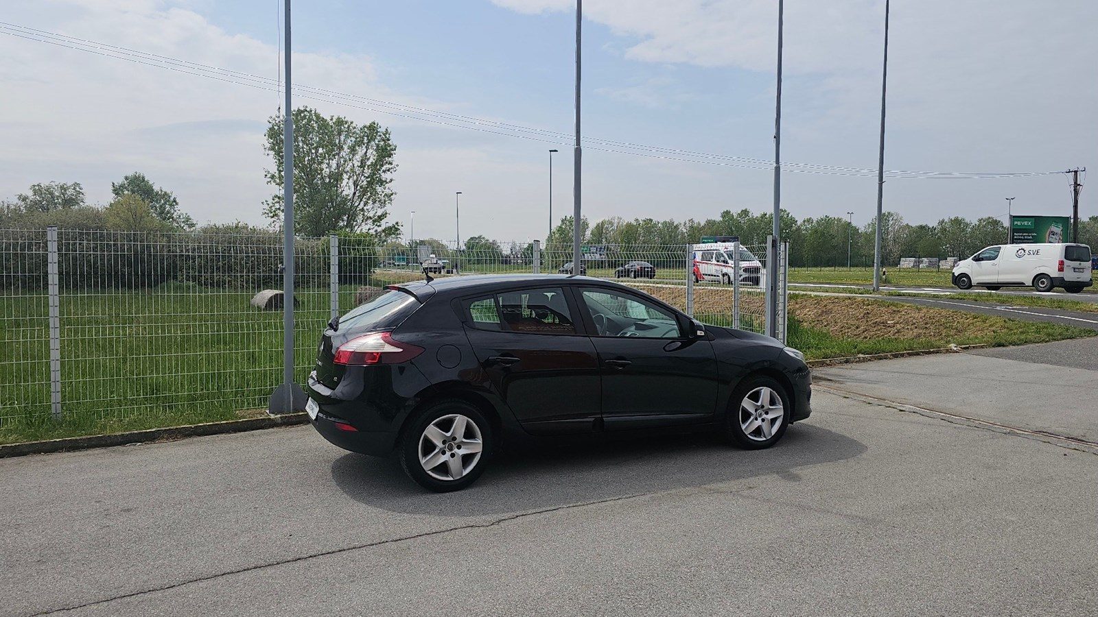 2015 Renault Megane — fotografija 22