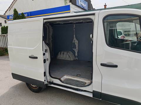 2017 Renault Trafic — sličica 7