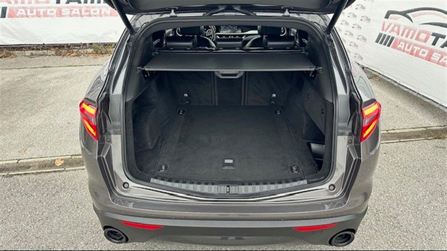 2022 Alfa Romeo Stelvio — fotografija 22