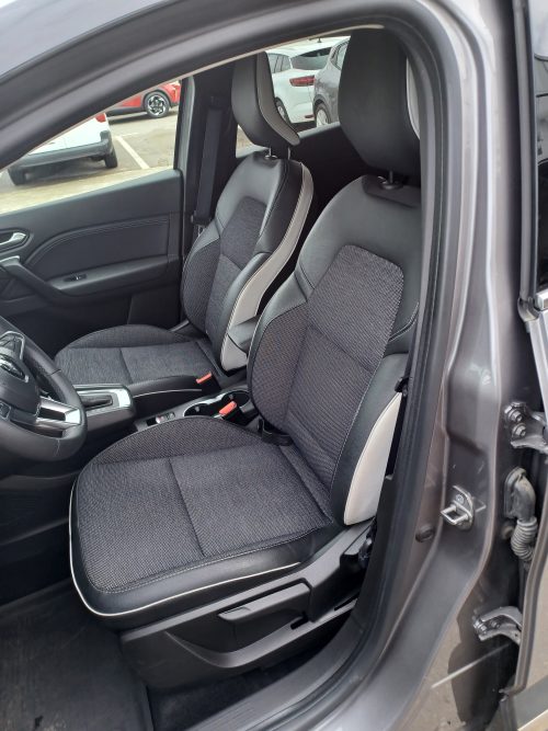 2023 Renault Captur — fotografija 9