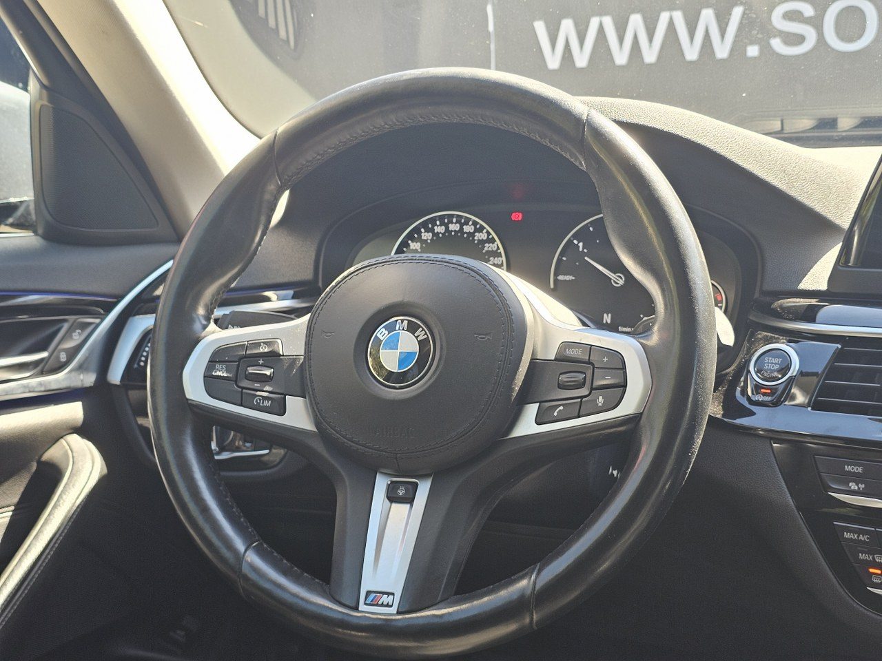 2017 BMW Serija 5 — fotografija 10
