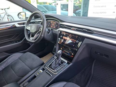 2022 Volkswagen Arteon — sličica 10