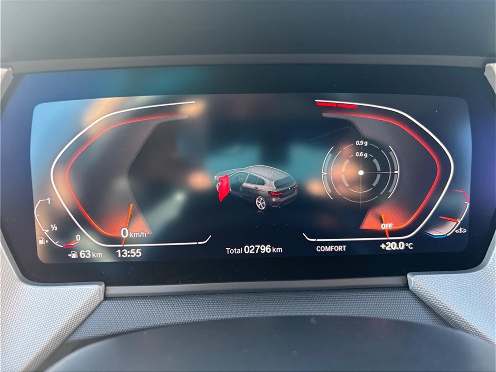 2023 BMW Serija 1 — fotografija 11