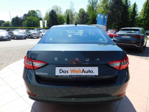 2021 Škoda Superb — sličica 6