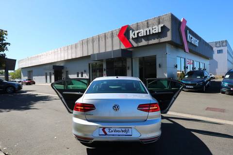 2019 Volkswagen Passat R-Line — sličica 15
