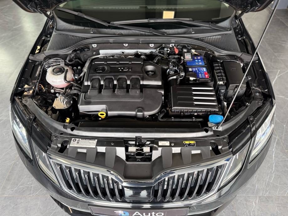 2018 Škoda Octavia — fotografija 15