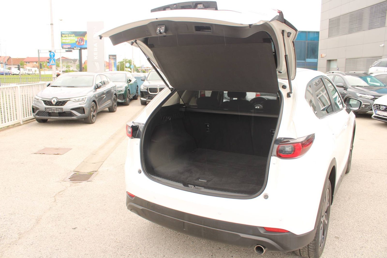 2022 Mazda CX-5 — fotografija 9