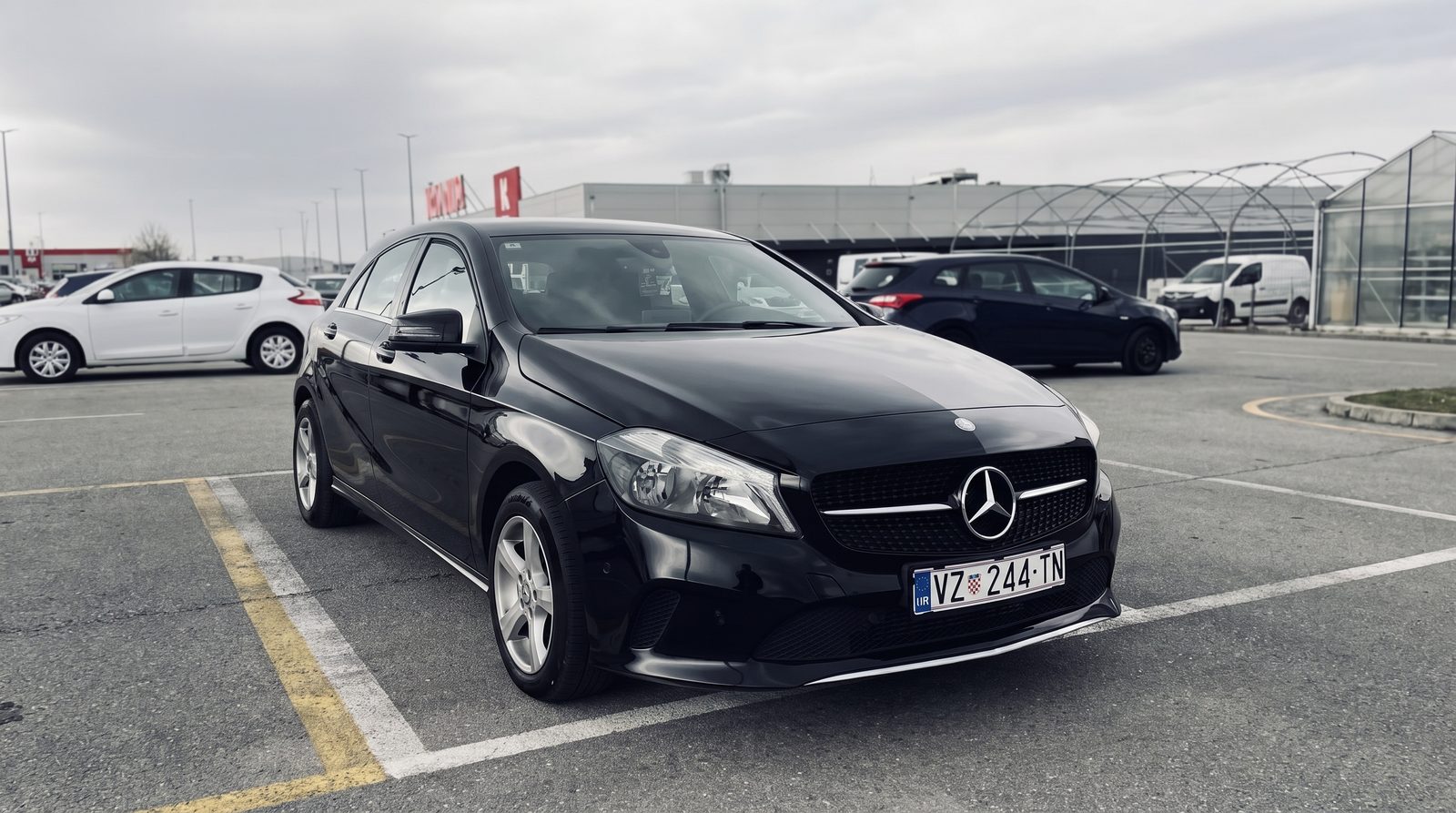 2017 Mercedes-Benz A-klasa — fotografija 3