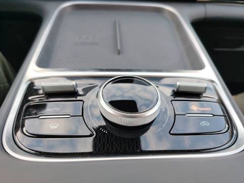 2026 Geely Starray EM-i — sličica 29
