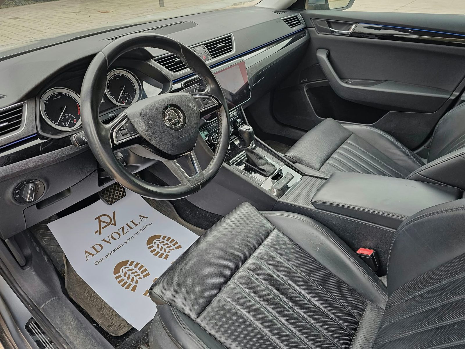 2019 Škoda Superb — fotografija 11