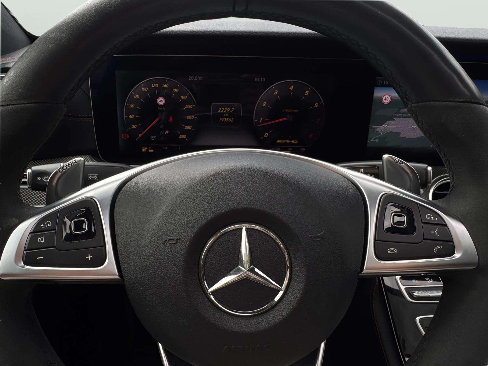 2017 Mercedes-Benz E-klasa — fotografija 10