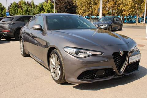 2022 Alfa Romeo Giulia — sličica 3