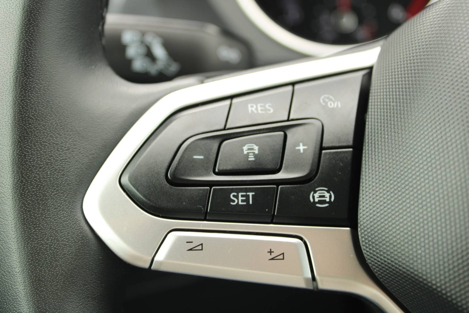 2023 Volkswagen Tiguan — fotografija 15